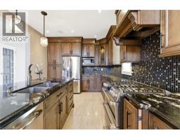 85 HILLCROFT Drive - 17