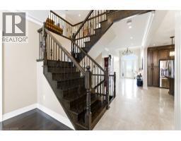 85 HILLCROFT Drive - 23