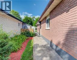 8 PAMELA Place - 6