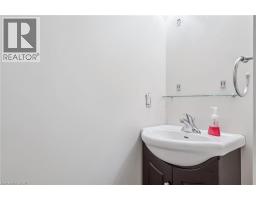 12 TELFER GLEN Street - 32