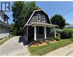 217 QUEEN Street N - 4