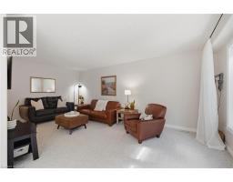 8 BITTERNUT Place - 13