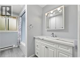 18 RALGREEN Crescent - 22