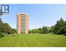 265 WESTCOURT Place UnitNo. PH9 - 47