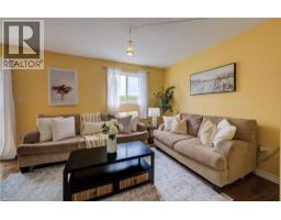 124 PROSPERITY Drive - 12