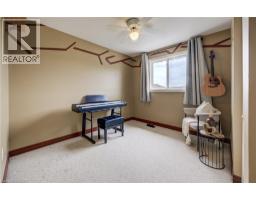 124 PROSPERITY Drive - 23