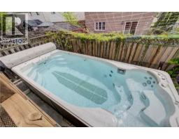 124 PROSPERITY Drive - 36
