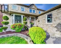 48 LENNOX Crescent - 4