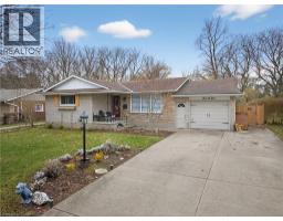 79 PRINCE CHARLES Drive - 34