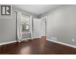 93 SHERWOOD Avenue - 13