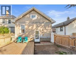 93 SHERWOOD Avenue - 32