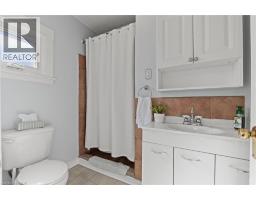 25 MCKINSTRY Street - 12