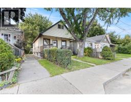 25 MCKINSTRY Street - 3