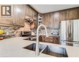 19 SPRINGCREEK Street - 17