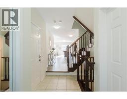 13 ARBOURVIEW Crescent - 8