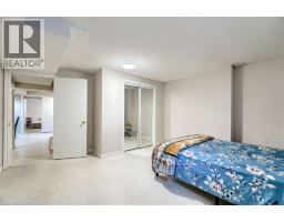 16 VOGUE Court - 45
