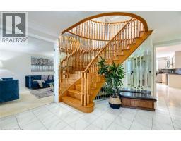 16 VOGUE Court - 6
