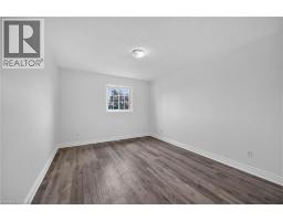 21 SPRINGGARDEN Crescent - 19