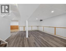 21 SPRINGGARDEN Crescent - 30