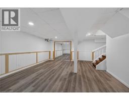 21 SPRINGGARDEN Crescent - 31