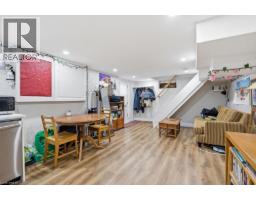 773 LAWRENCE Road - 33