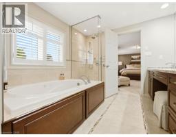 2 CHARTERHOUSE Crescent - 28