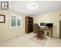 2 CHARTERHOUSE Crescent - 32