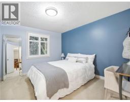 2 CHARTERHOUSE Crescent - 33