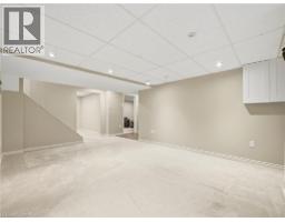 2 CHARTERHOUSE Crescent - 36