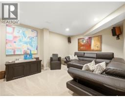 2 CHARTERHOUSE Crescent - 39