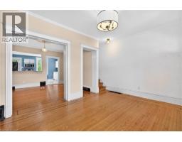 520 JOHN Street N - 12