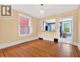 520 JOHN Street N - 14