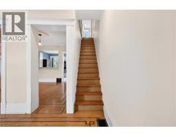 520 JOHN Street N - 24