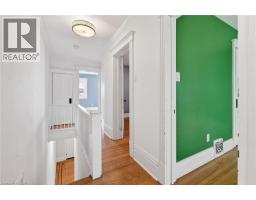 520 JOHN Street N - 25