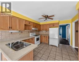60 ATTWOOD Drive - 16