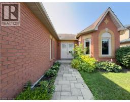 60 ATTWOOD Drive - 4