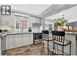44 FRANCES Avenue UnitNo. 6 - 5