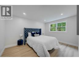 34 MOORE Avenue N - 24