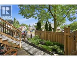 2273 KING Street E - 21