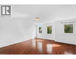 15 W ROEHAMPTON Crescent - 14