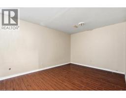 15 W ROEHAMPTON Crescent - 25