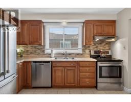 56 BROOKSTREAM Court - 13