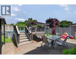 56 BROOKSTREAM Court - 34