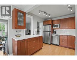 661 FRANCIS Road UnitNo. 4 - 10