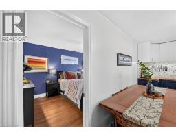 187 RAY Street N - 16