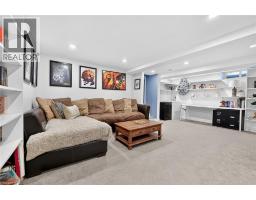 187 RAY Street N - 27