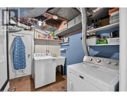 187 RAY Street N - 33