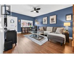 187 RAY Street N - 6