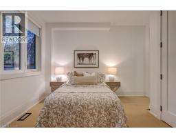 102 CUMMING Court - 21