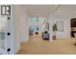 102 CUMMING Court - 5